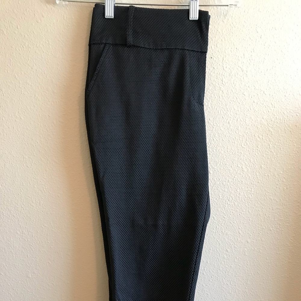 Maurices Capri Pants
